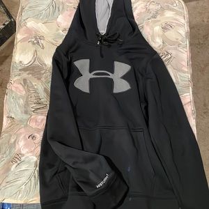 Black mens small S Storm 1 under armor hoodie